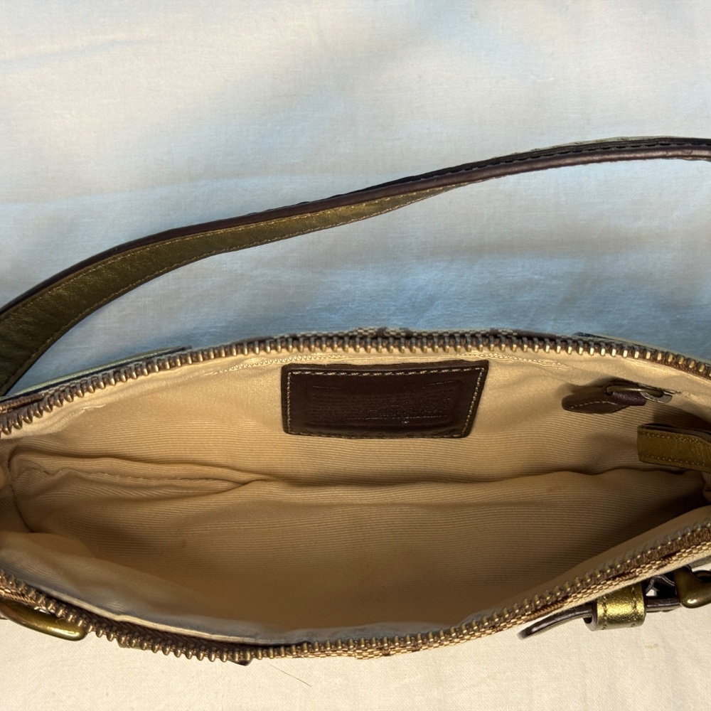 Coach Signature Soft Demi 5107 - Picture 5 of 6